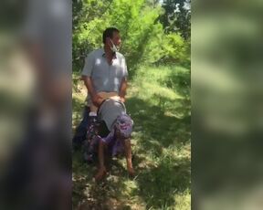 DAYI ORMANDA SIKIYOR