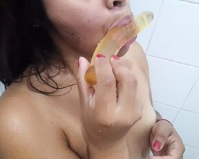 me encanta chupar me dildo