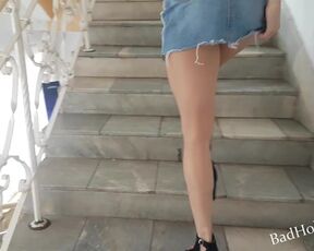 Seduced me in the cinema, so I fucked her in the toilet